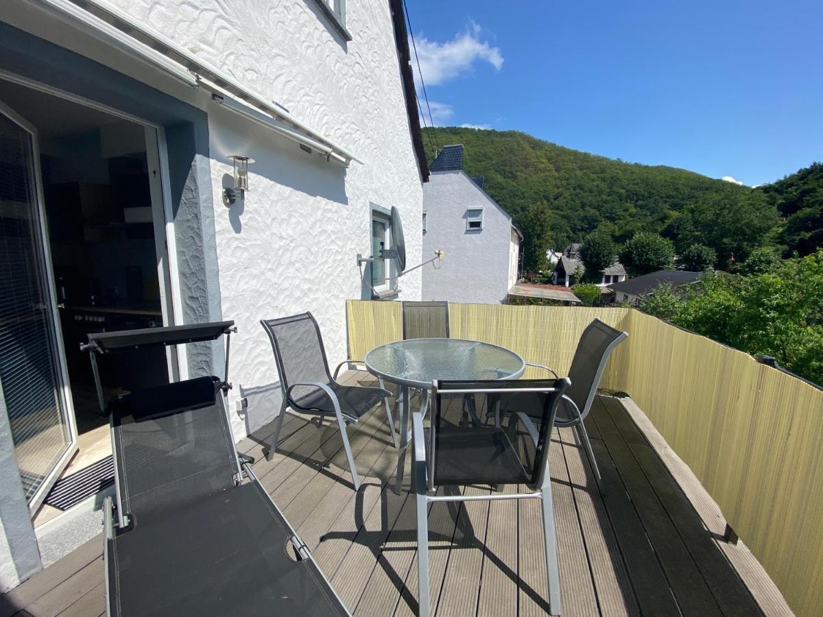 Ferienhaus Am Baybach In Burgen An Der Mosel Bagian luar foto
